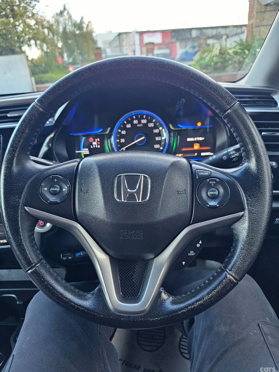 Honda Grace MPV, Petrol Hybrid, 2015, Brown