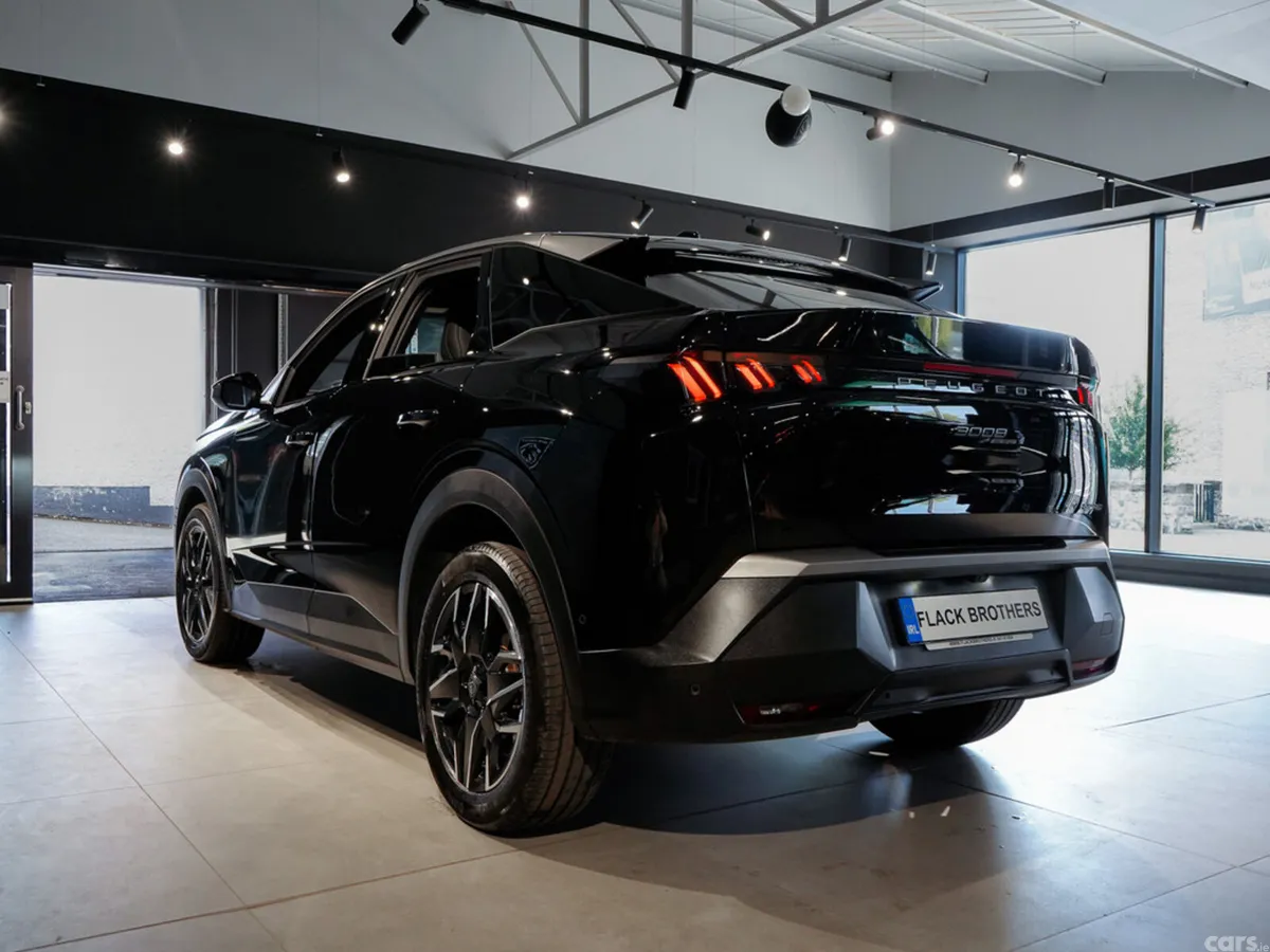 Peugeot 3008 MPV, Petrol Hybrid, 2026, Black