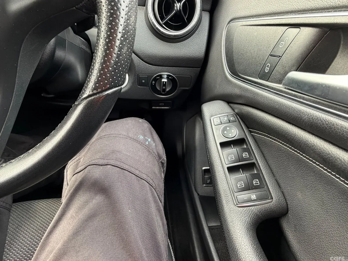 Mercedes-Benz CLA Estate, Petrol, 2017, White