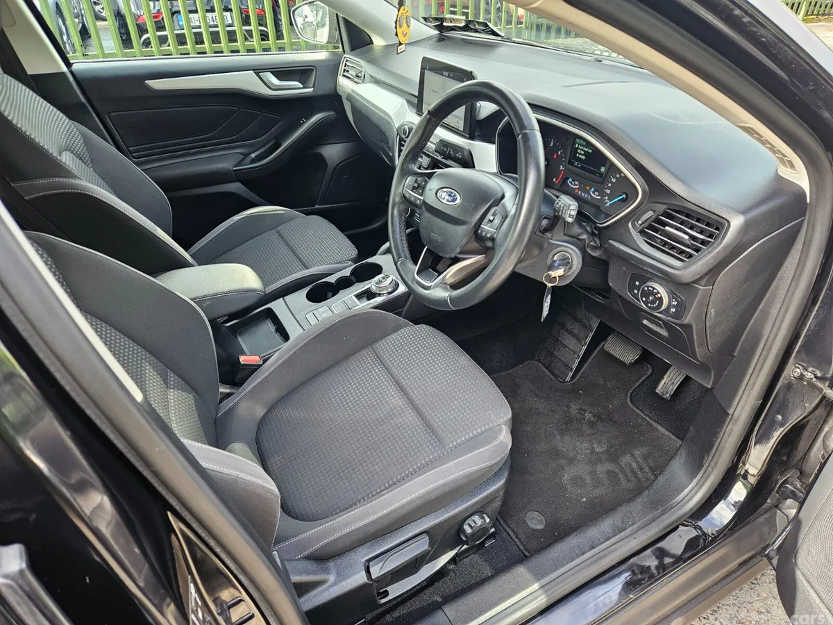 Ford Focus Hatchback, Diesel, 2020, Black