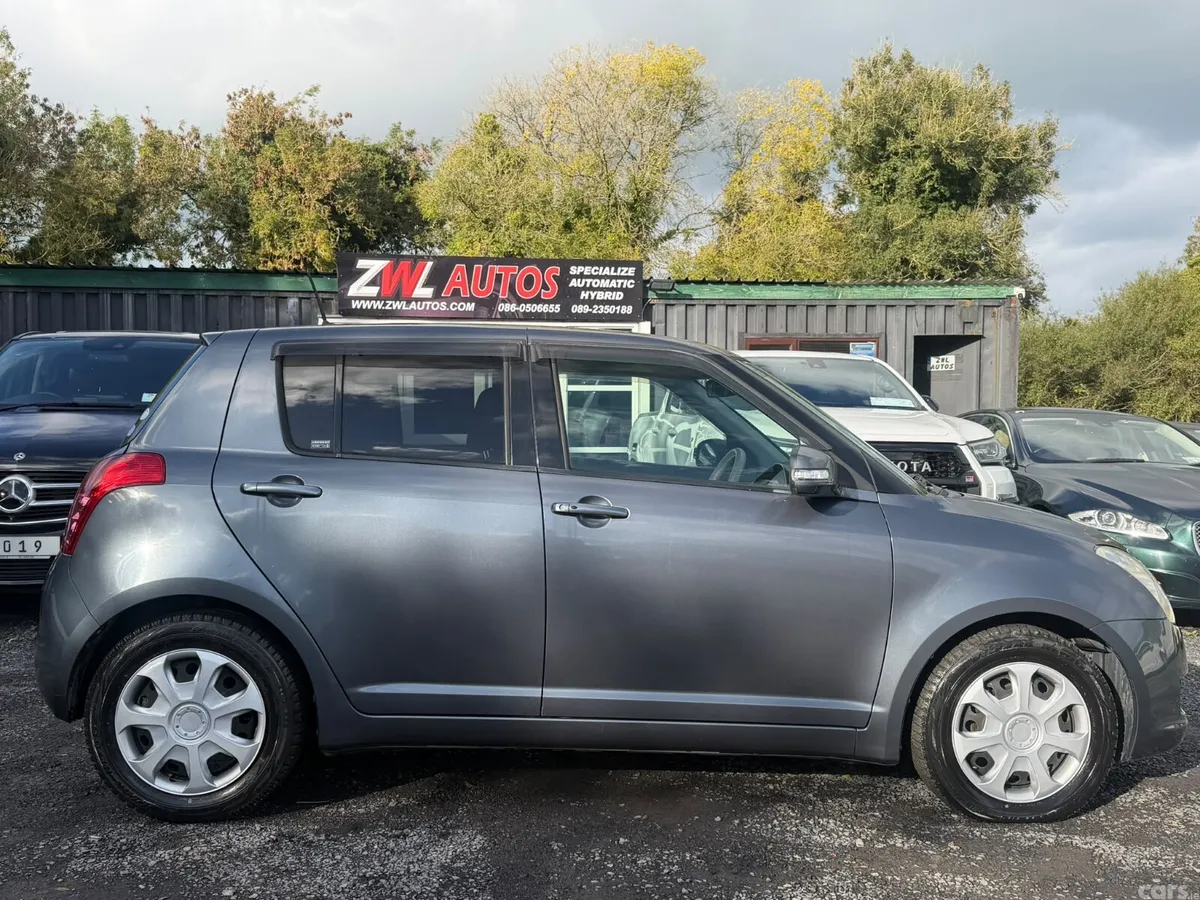 Suzuki Swift Hatchback, Petrol, 2009, Grey