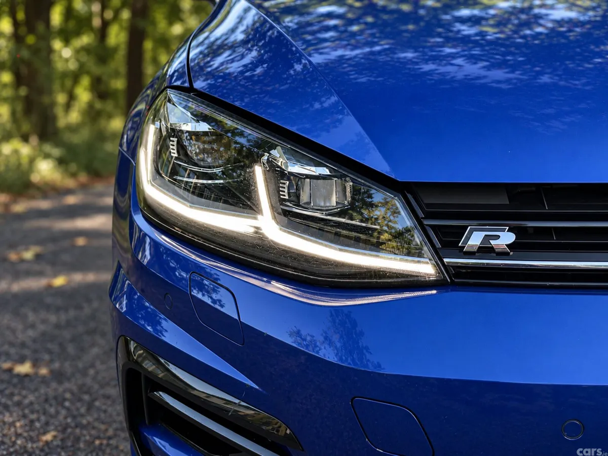 Volkswagen Golf Hatchback, Petrol, 2018, Blue