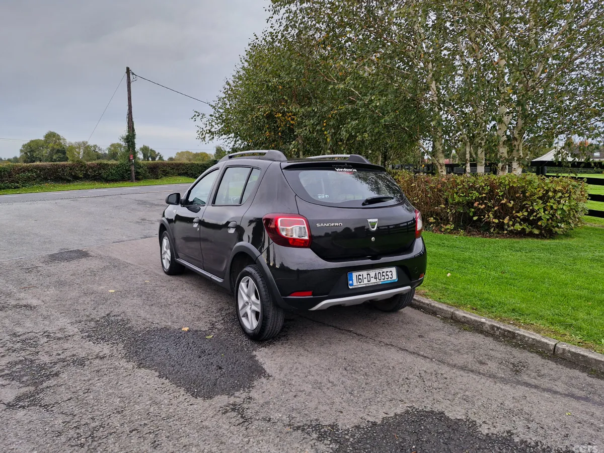 Dacia Sandero Stepway Hatchback, Diesel, 2016, Black