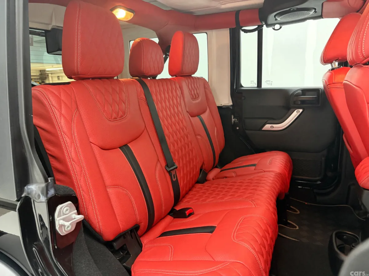 Jeep Wrangler Estate, Diesel, 2015, Black