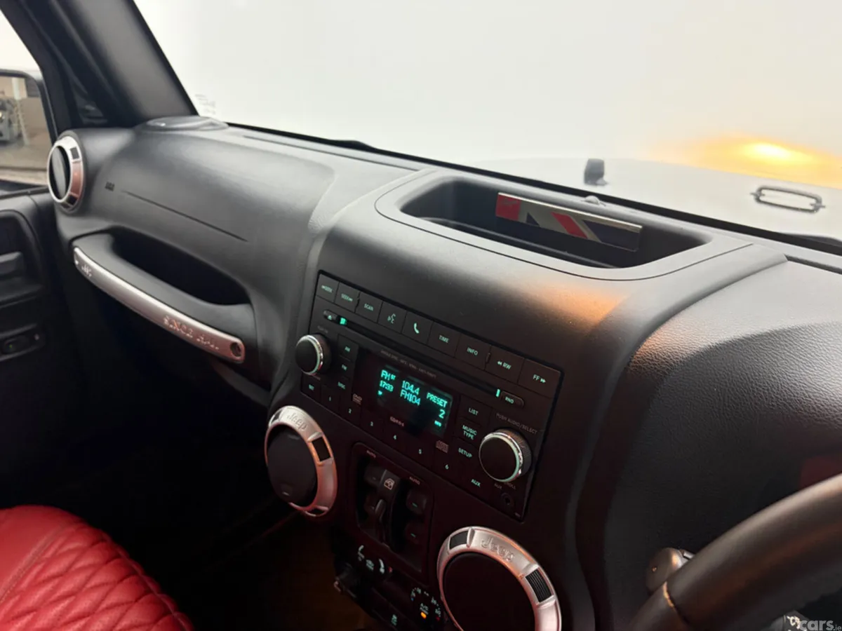 Jeep Wrangler Estate, Diesel, 2015, Black