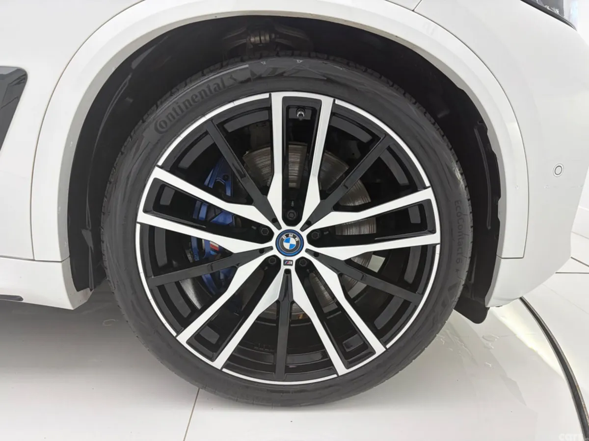 BMW X5 Estate, Petrol Plug-in Hybrid, 2023, White