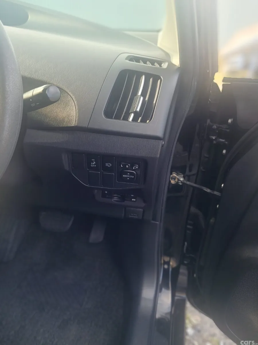 Toyota Prius Saloon, Petrol Hybrid, 2013, Black