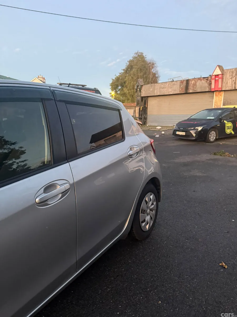 Toyota Vitz Hatchback, Petrol, 2018, Silver