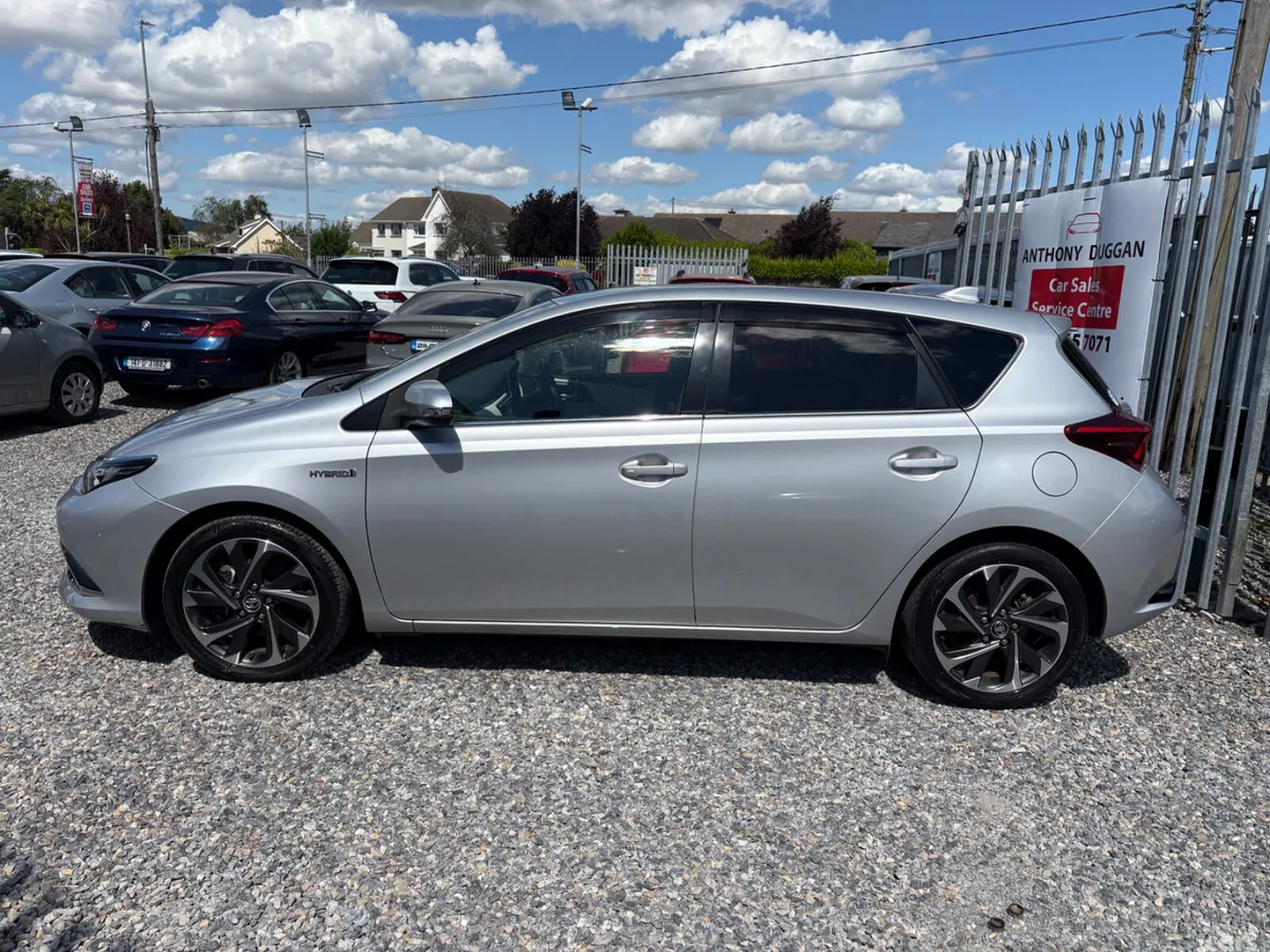 Toyota Auris Hatchback, Petrol Hybrid, 2017, Silver
