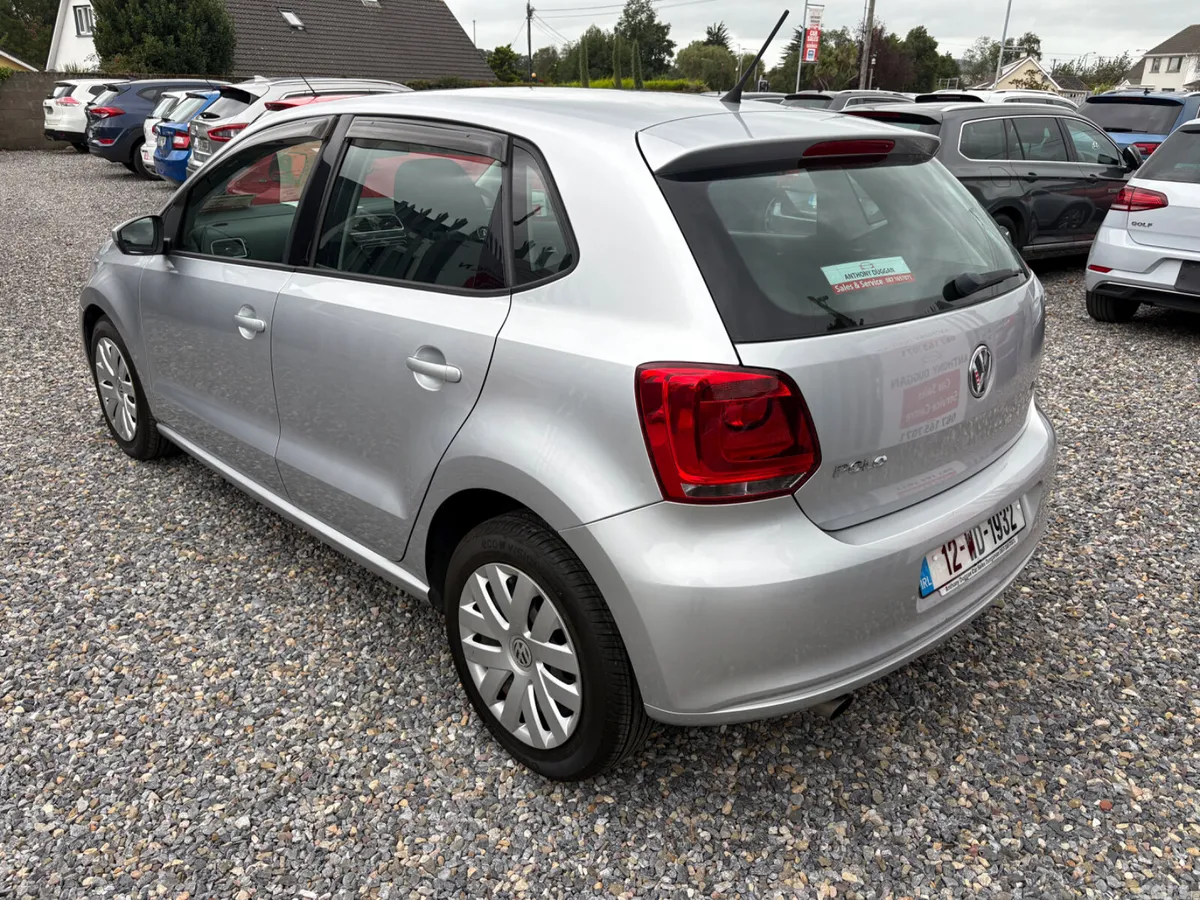 Volkswagen Polo Hatchback, Petrol, 2012, Silver