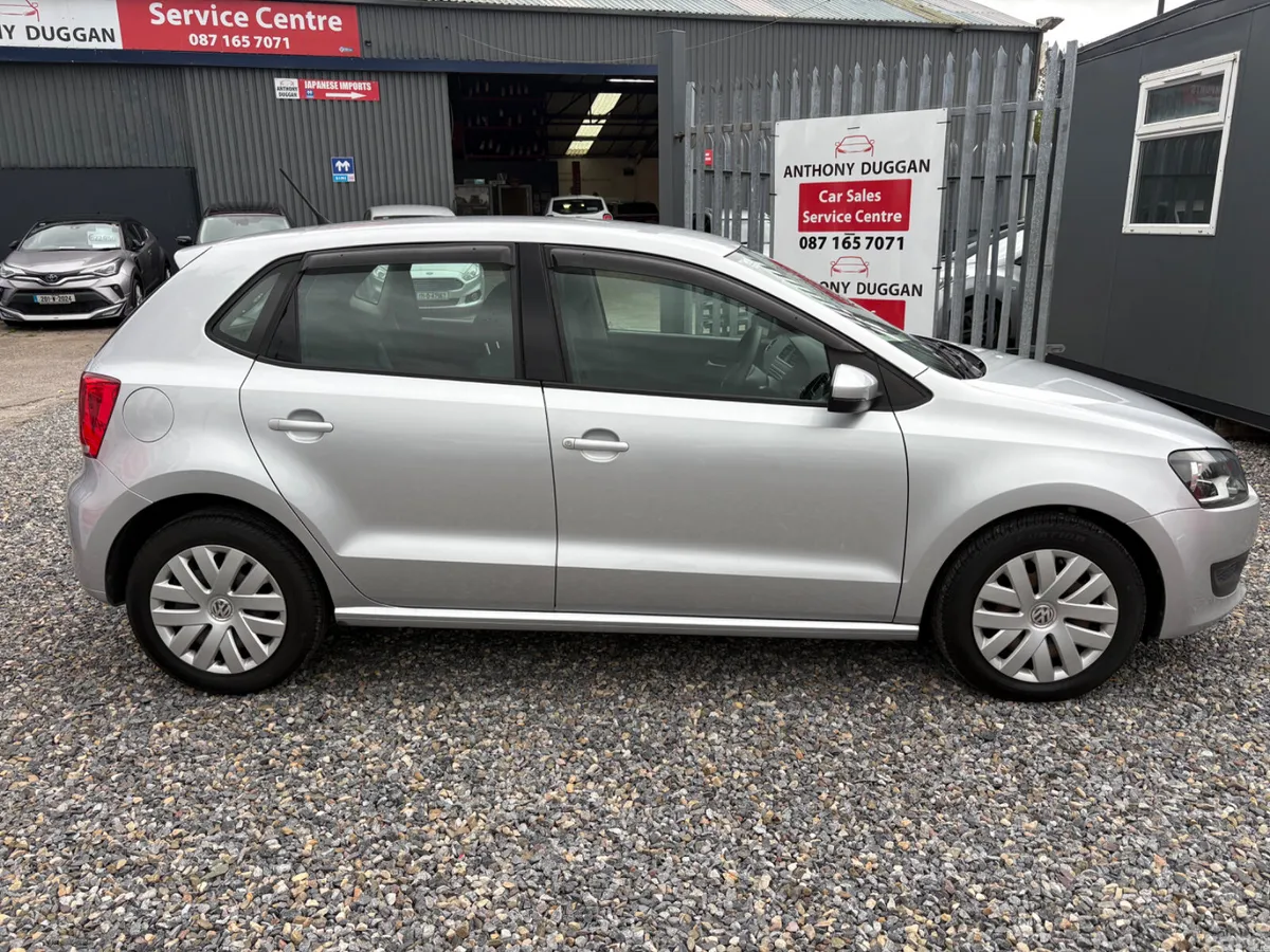 Volkswagen Polo Hatchback, Petrol, 2012, Silver