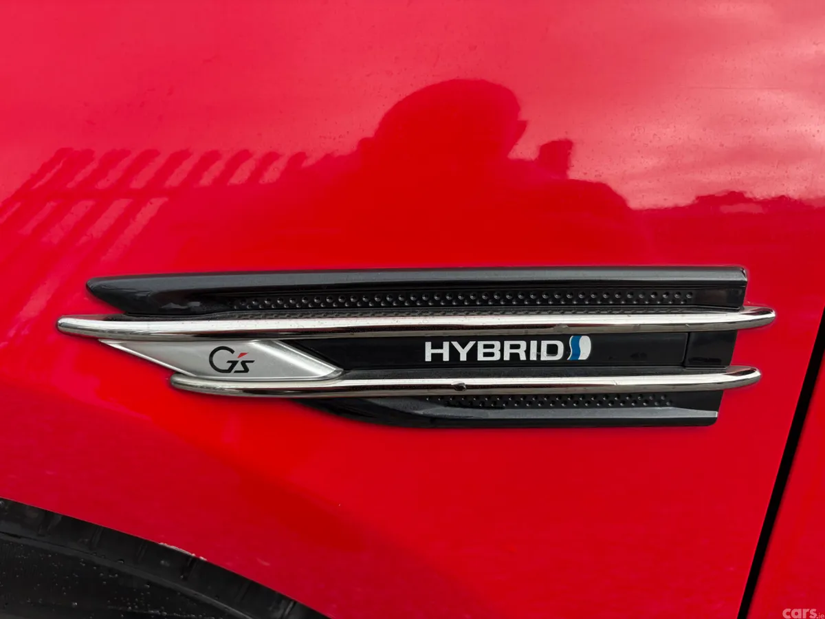 Toyota Aqua Hatchback, Petrol Hybrid, 2015, Red