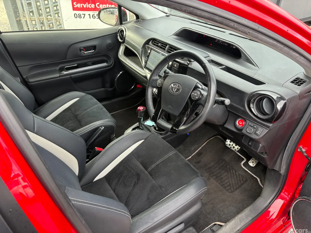 Toyota Aqua Hatchback, Petrol Hybrid, 2015, Red