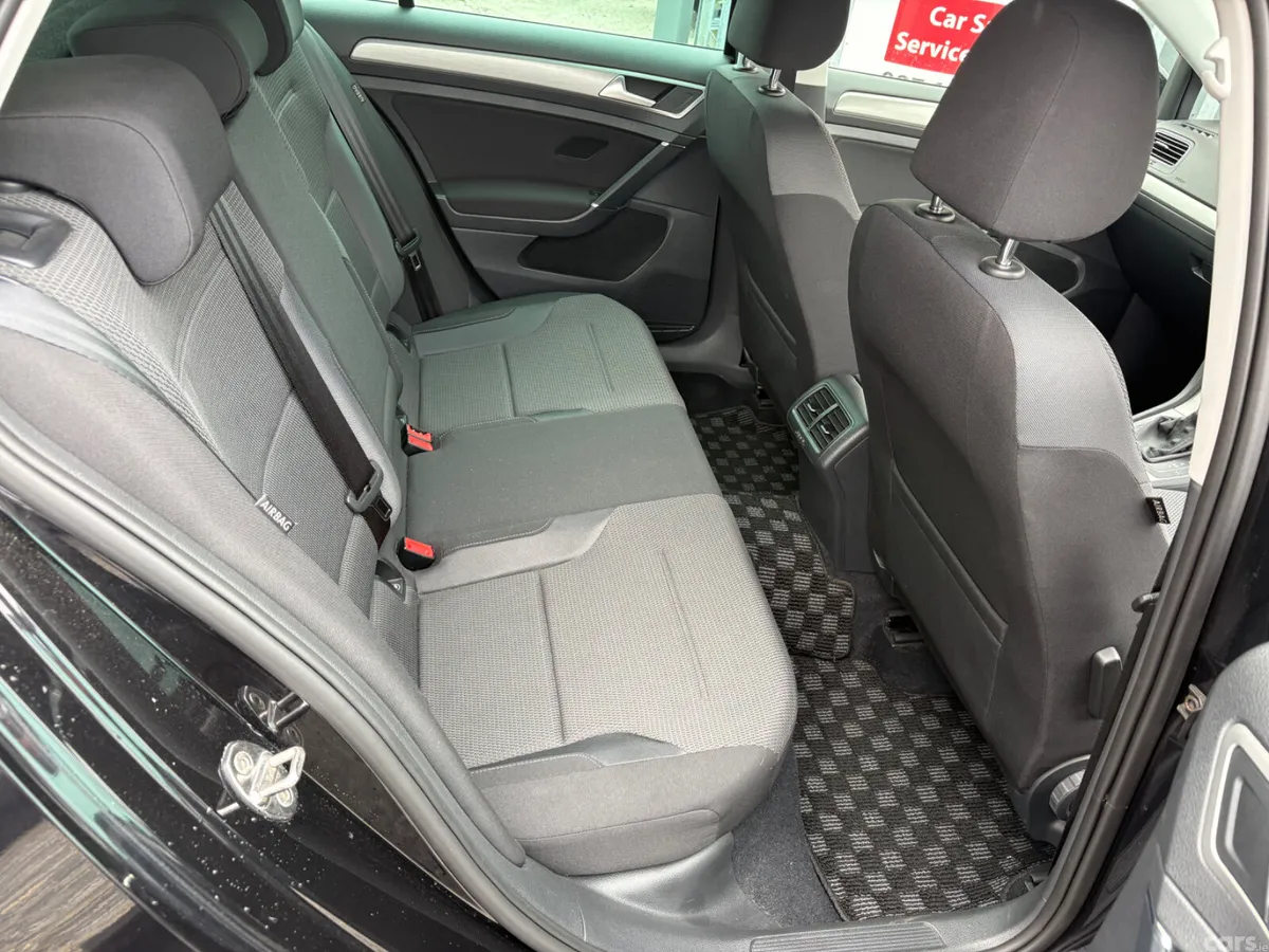 Volkswagen Golf Hatchback, Petrol, 2017, Black