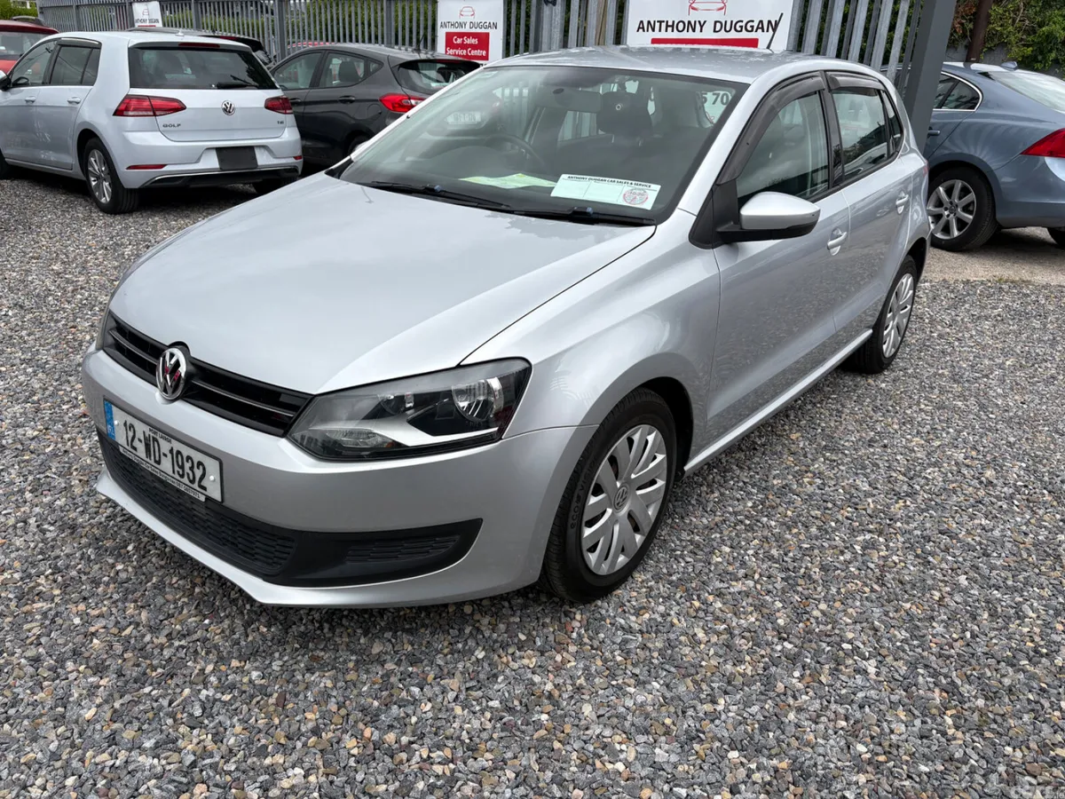 Volkswagen Polo Hatchback, Petrol, 2012, Silver