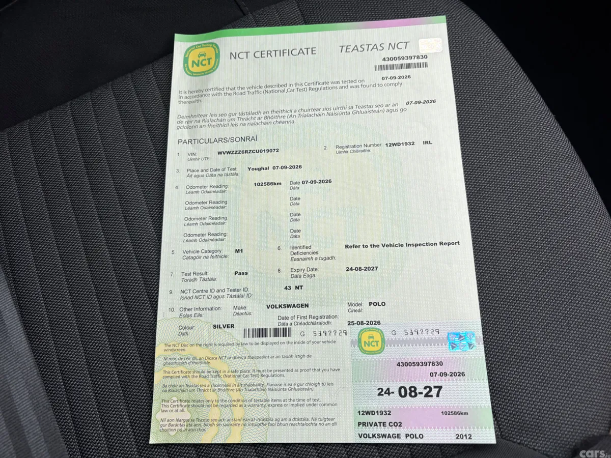 Volkswagen Polo Hatchback, Petrol, 2012, Silver