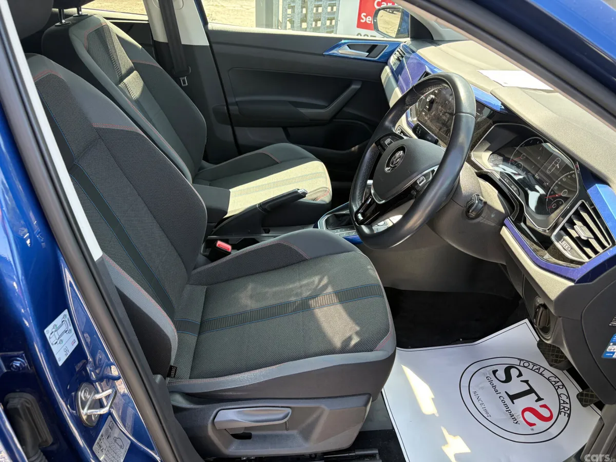 Volkswagen Polo Hatchback, Petrol, 2019, Blue