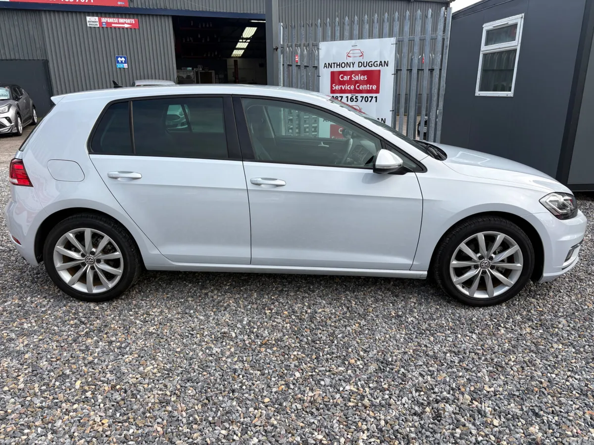 Volkswagen Golf Hatchback, Petrol, 2018, White
