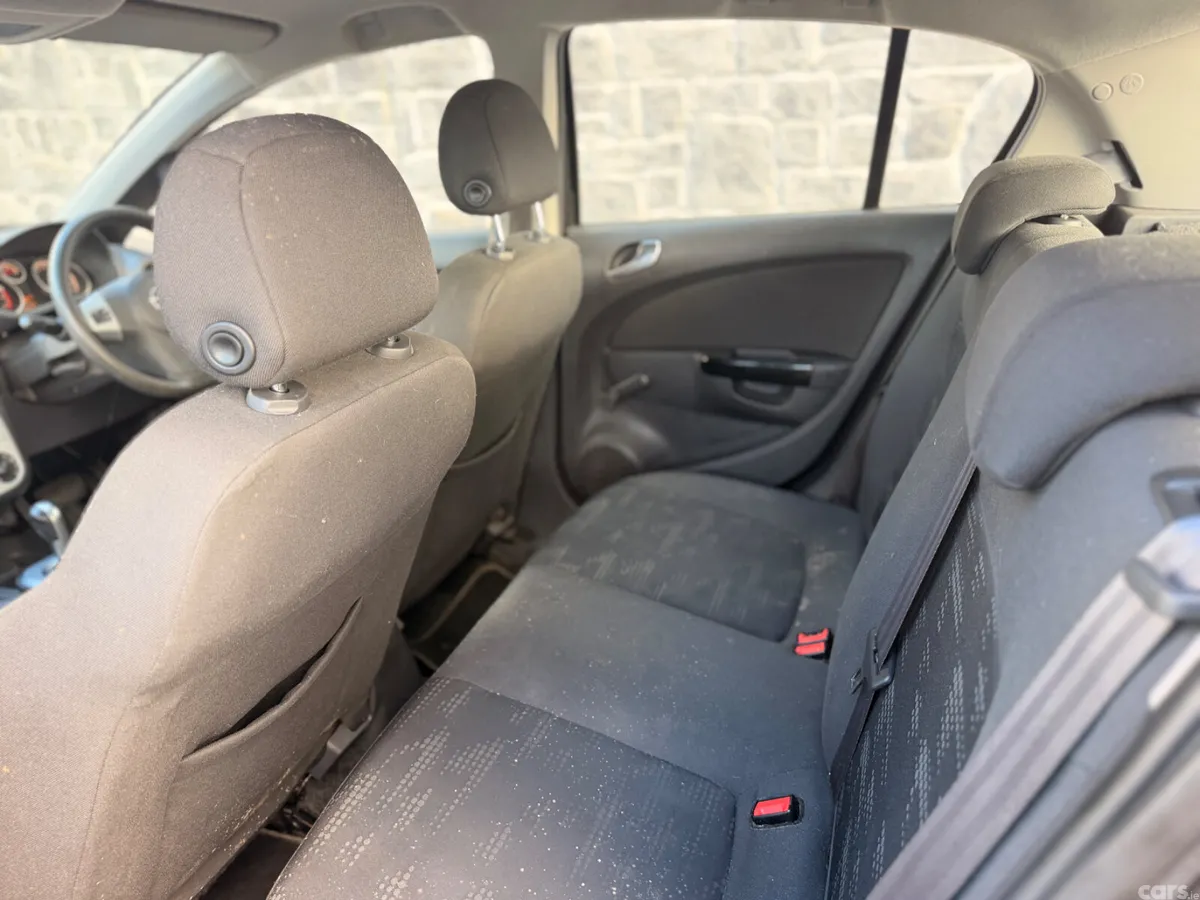 Opel Corsa Hatchback, Petrol, 2014, Black