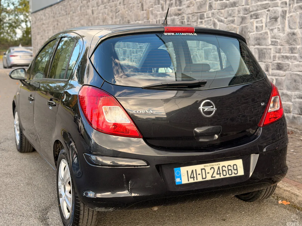 Opel Corsa Hatchback, Petrol, 2014, Black