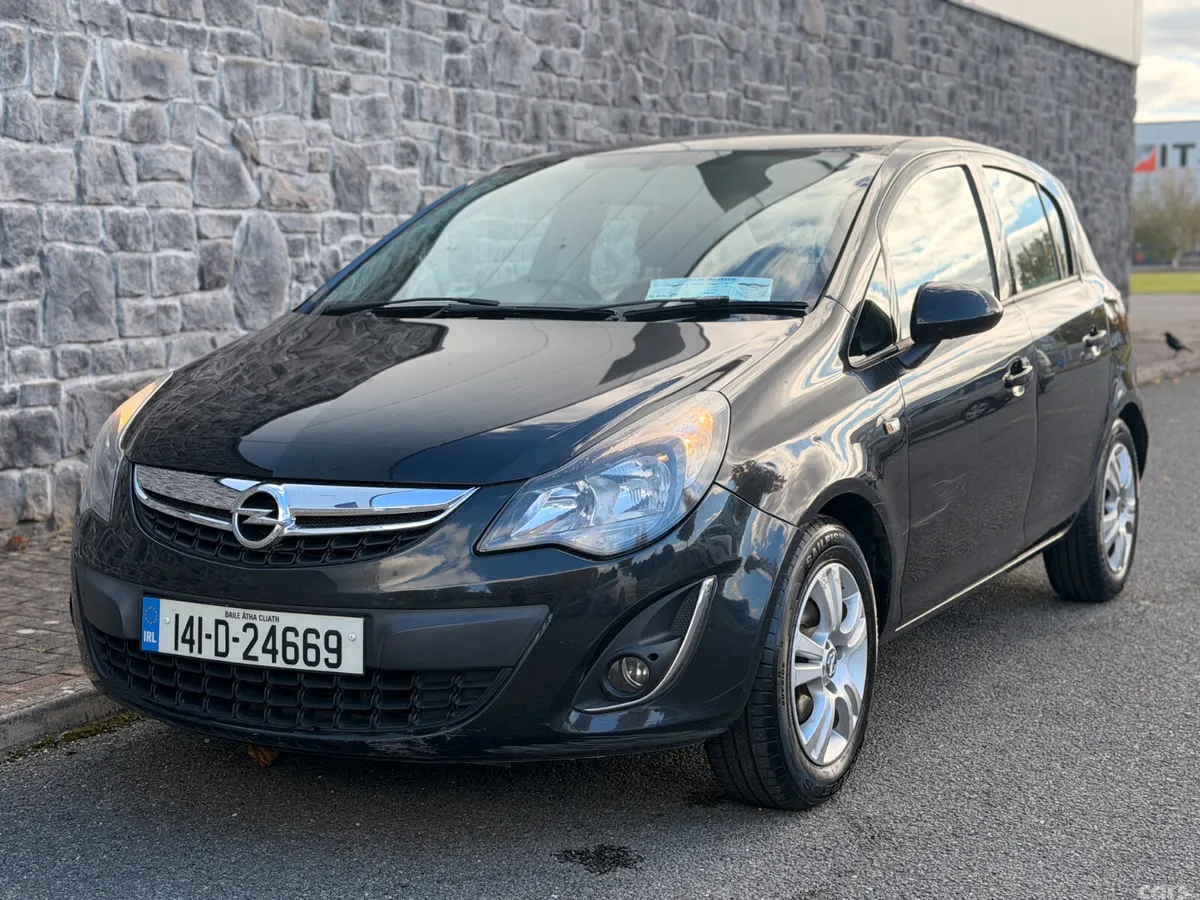 Opel Corsa Hatchback, Petrol, 2014, Black