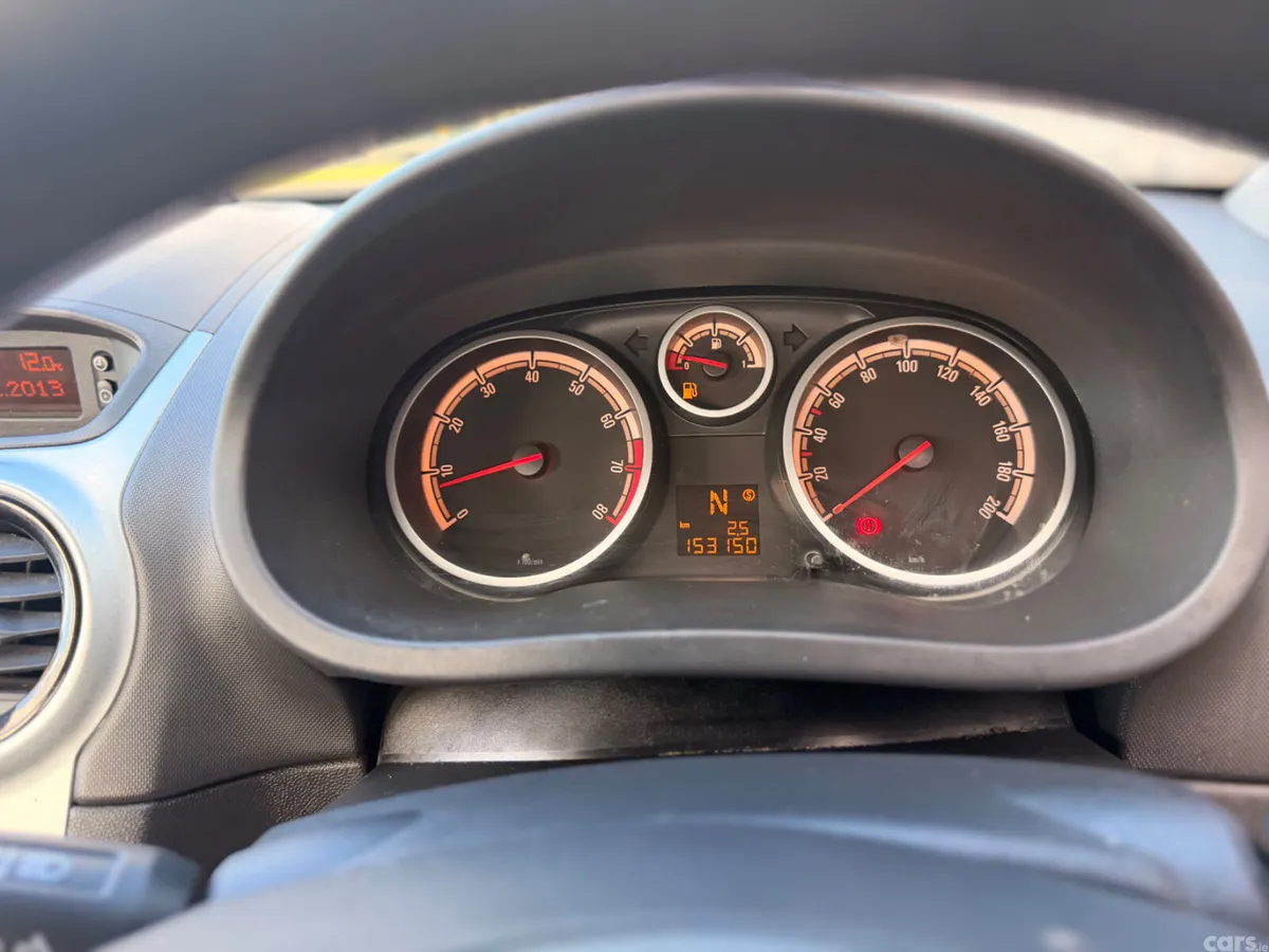 Opel Corsa Hatchback, Petrol, 2014, Black