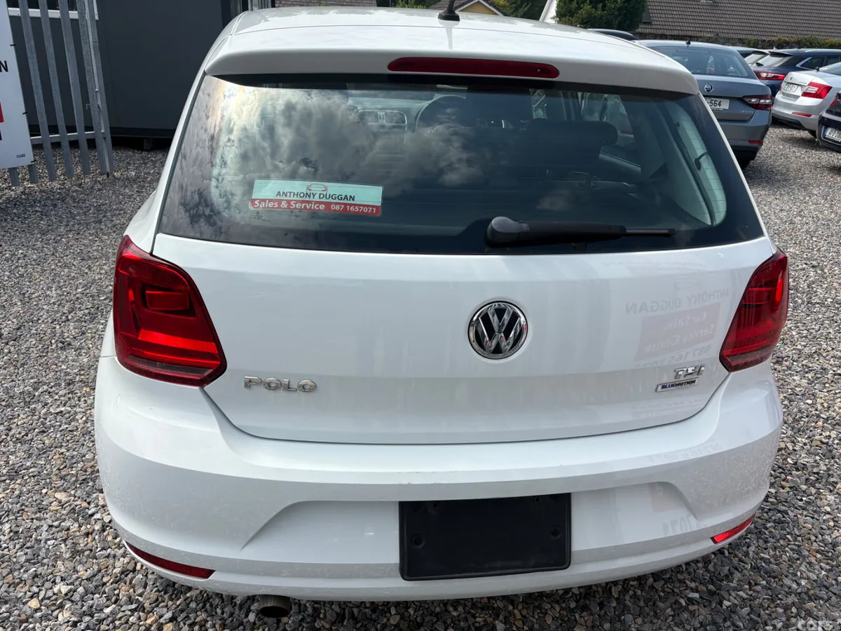 Volkswagen Polo Hatchback, Petrol, 2017, White