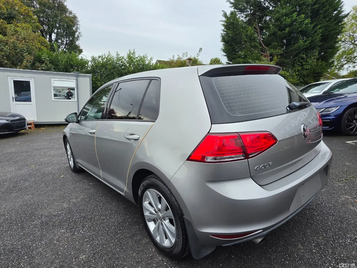 Volkswagen Golf Hatchback, Petrol, 2013, Silver