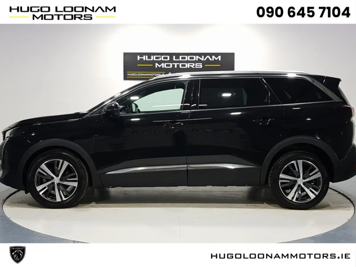 Peugeot 5008 MPV, Diesel, 2023, Black