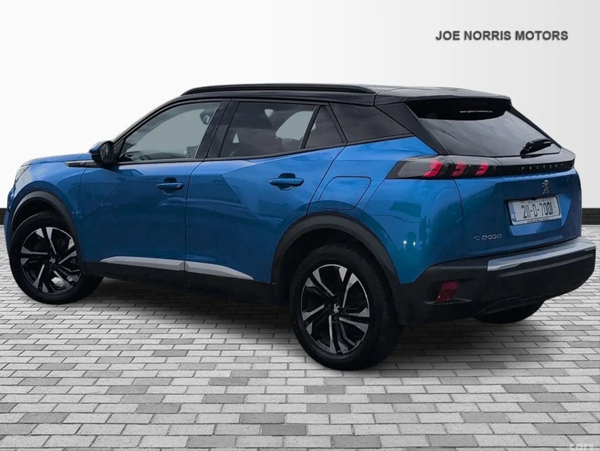 Peugeot 2008 MPV, Electric, 2021, Blue