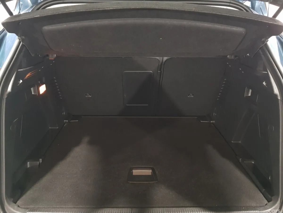 Peugeot 3008 MPV, Diesel, 2022, Blue