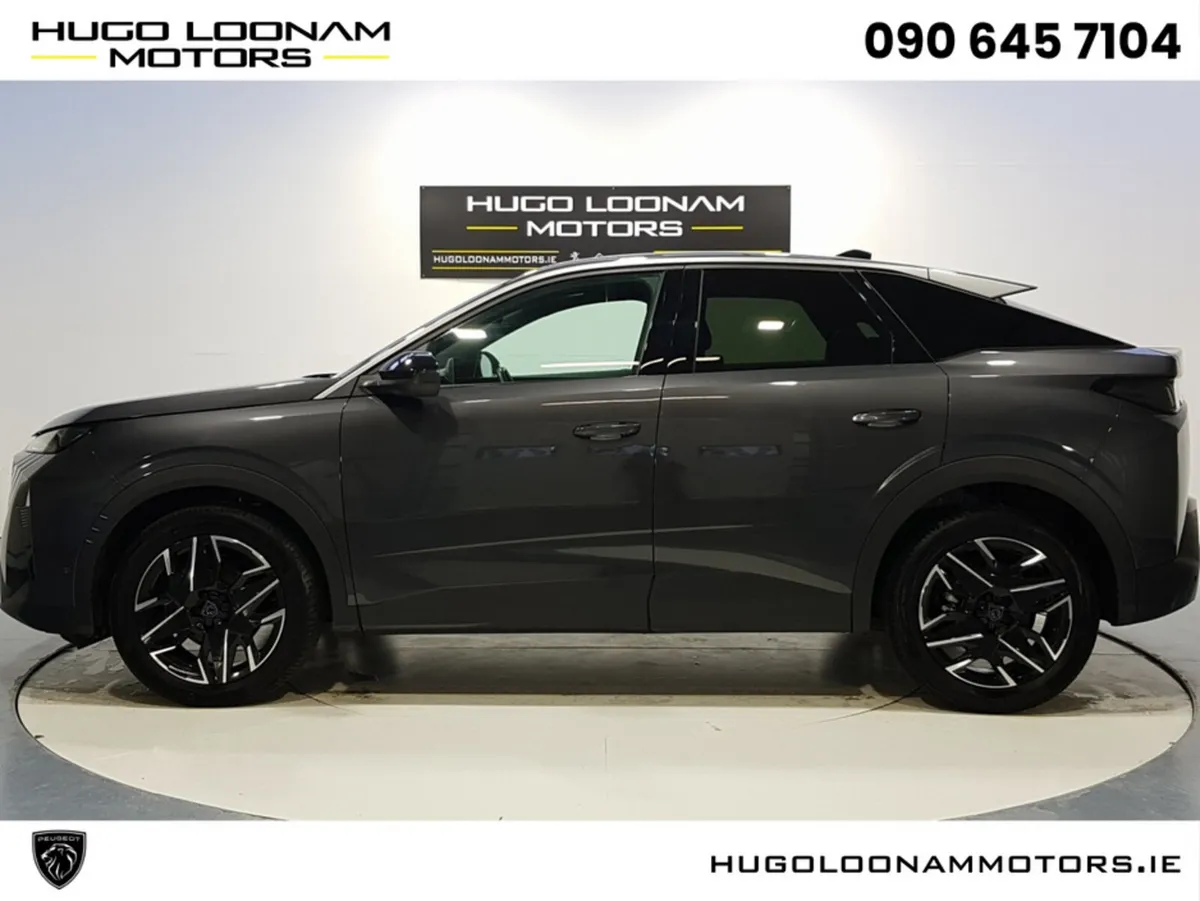 Peugeot 3008 MPV, Petrol, 2025, Grey