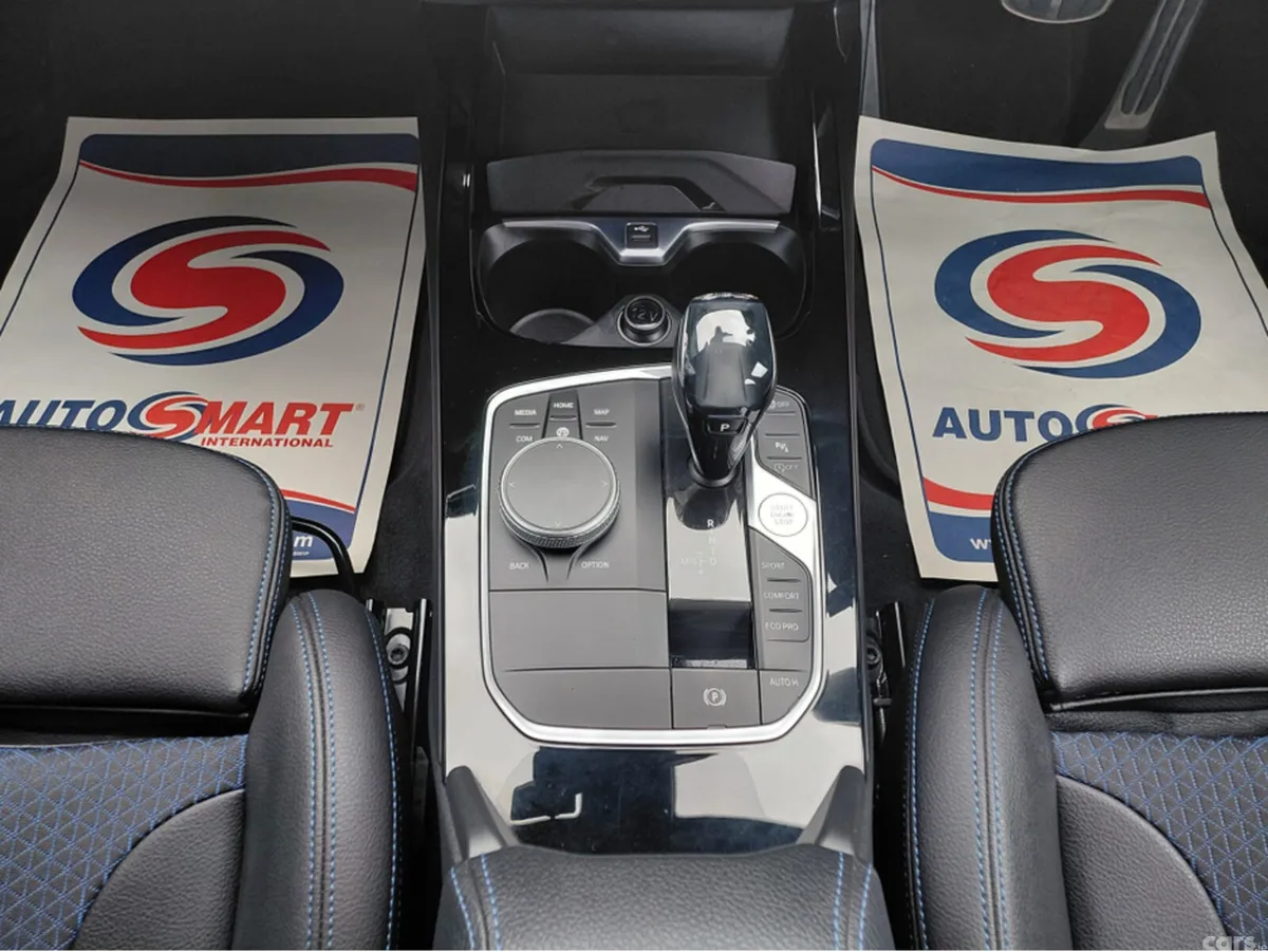 BMW 1-Series Hatchback, Petrol, 2020, Blue