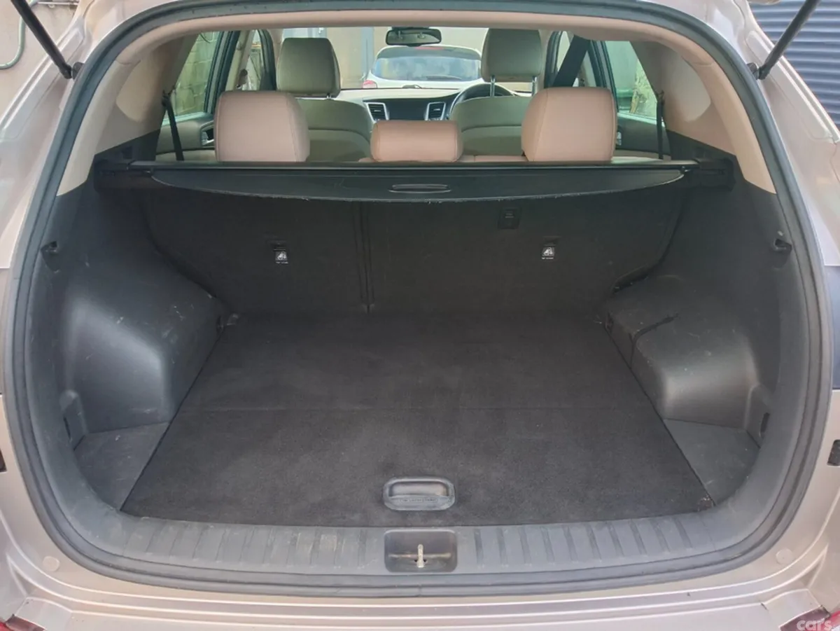 Hyundai Tucson SUV, Diesel, 2016, Beige