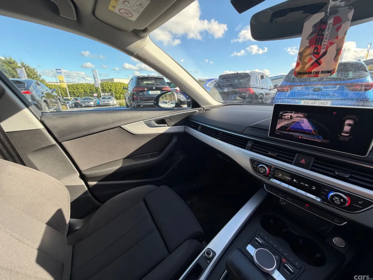 Audi A4 Saloon, Petrol, 2017, White