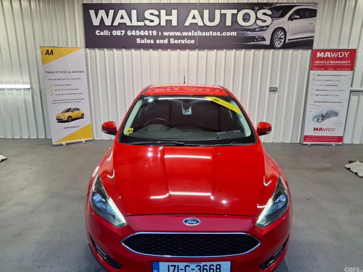 Ford Focus Hatchback, Diesel, 2017, Red