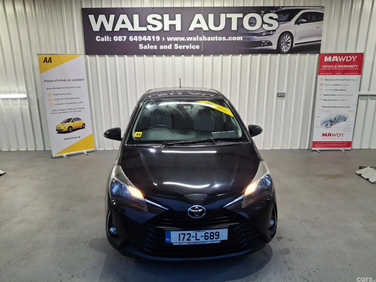Toyota Yaris Hatchback, Petrol, 2017, Black
