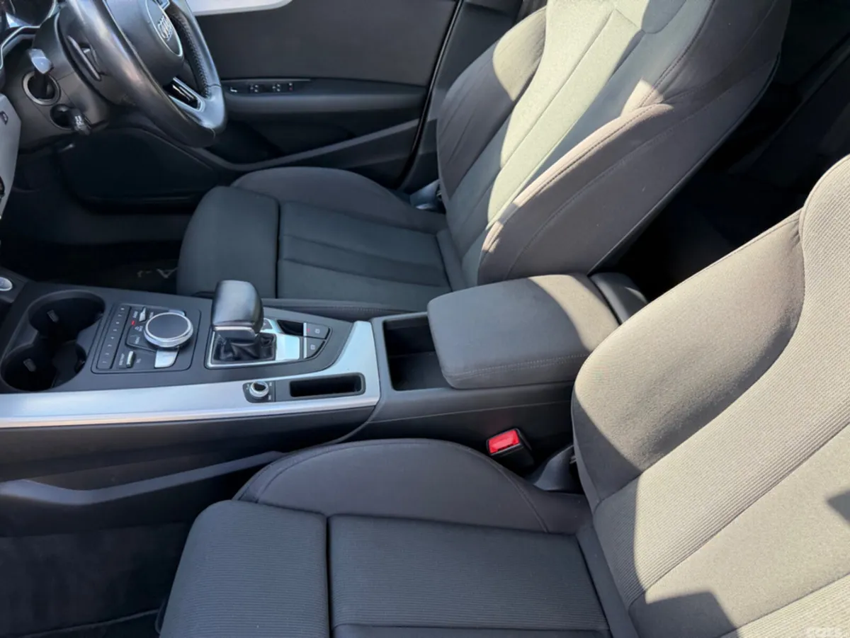 Audi A4 Saloon, Petrol, 2017, White