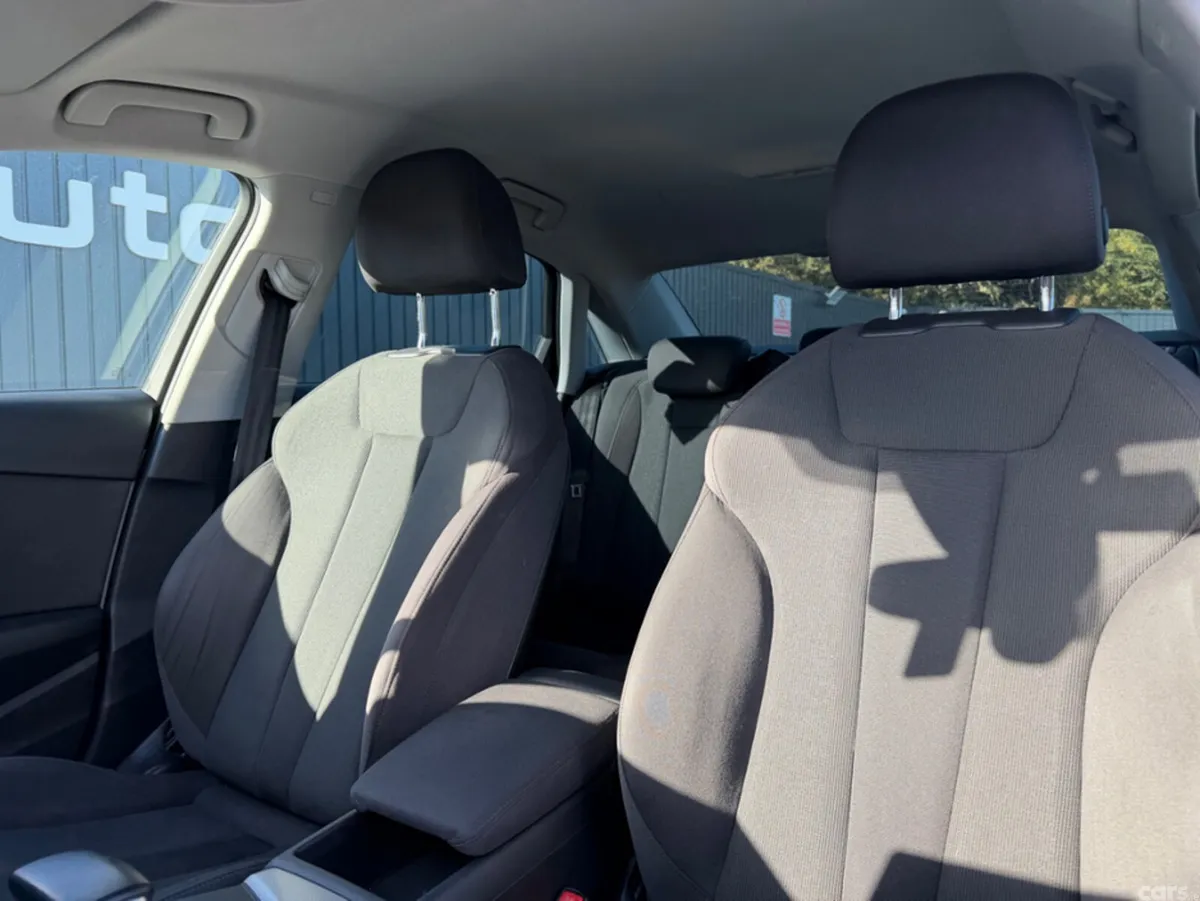 Audi A4 Saloon, Petrol, 2017, White
