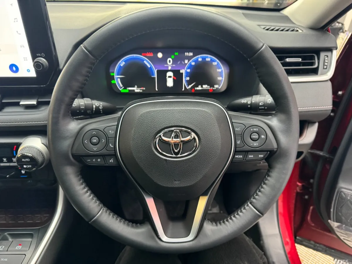 Toyota RAV4 SUV, Petrol Hybrid, 2024, Red