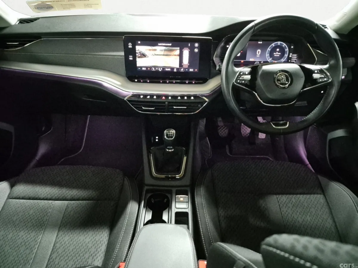 Skoda Octavia Hatchback, Diesel, 2024, Black