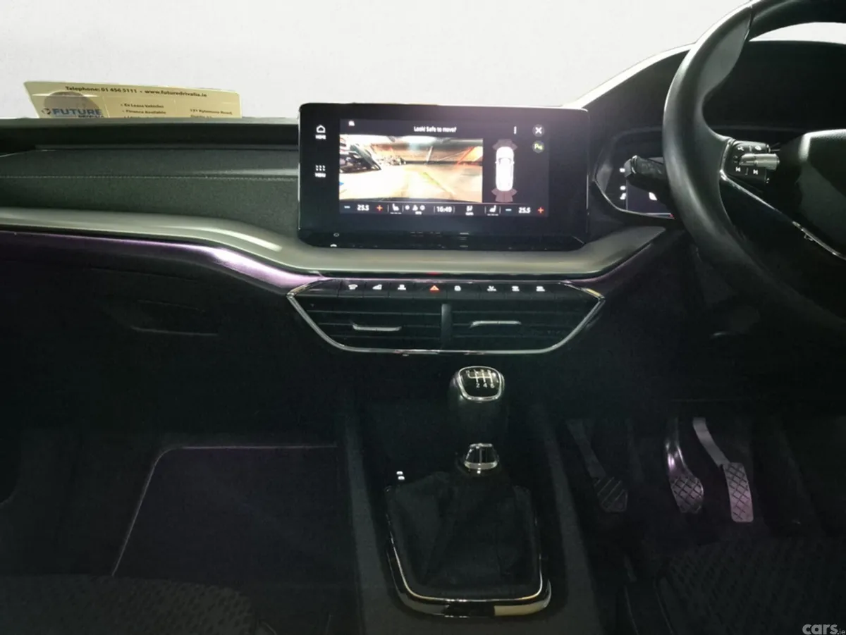 Skoda Octavia Hatchback, Diesel, 2024, Black
