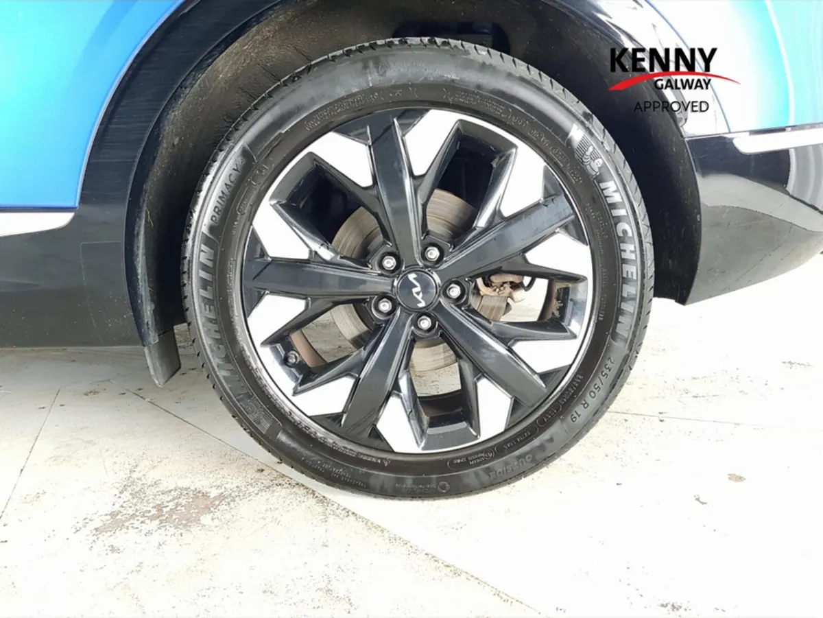 Kia Sportage MPV, Petrol Plug-in Hybrid, 2026, Blue