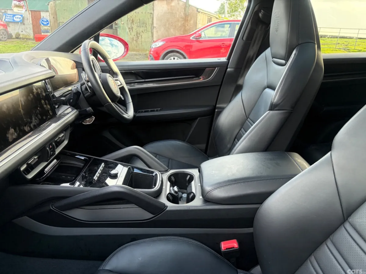Nissan Leaf Hatchback, Electric, 2019, Red