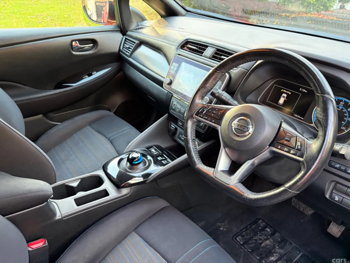 Nissan Leaf Hatchback, Electric, 2019, Red