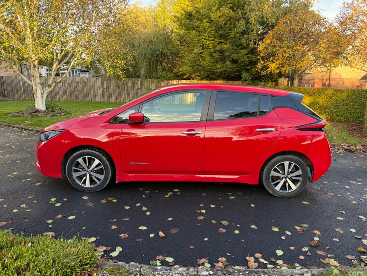 Nissan Leaf Hatchback, Electric, 2019, Red