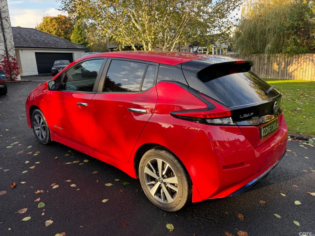 Nissan Leaf Hatchback, Electric, 2019, Red