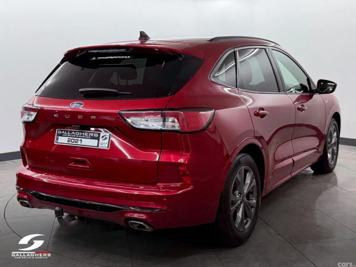 Ford Kuga Hatchback, Diesel, 2021, Red