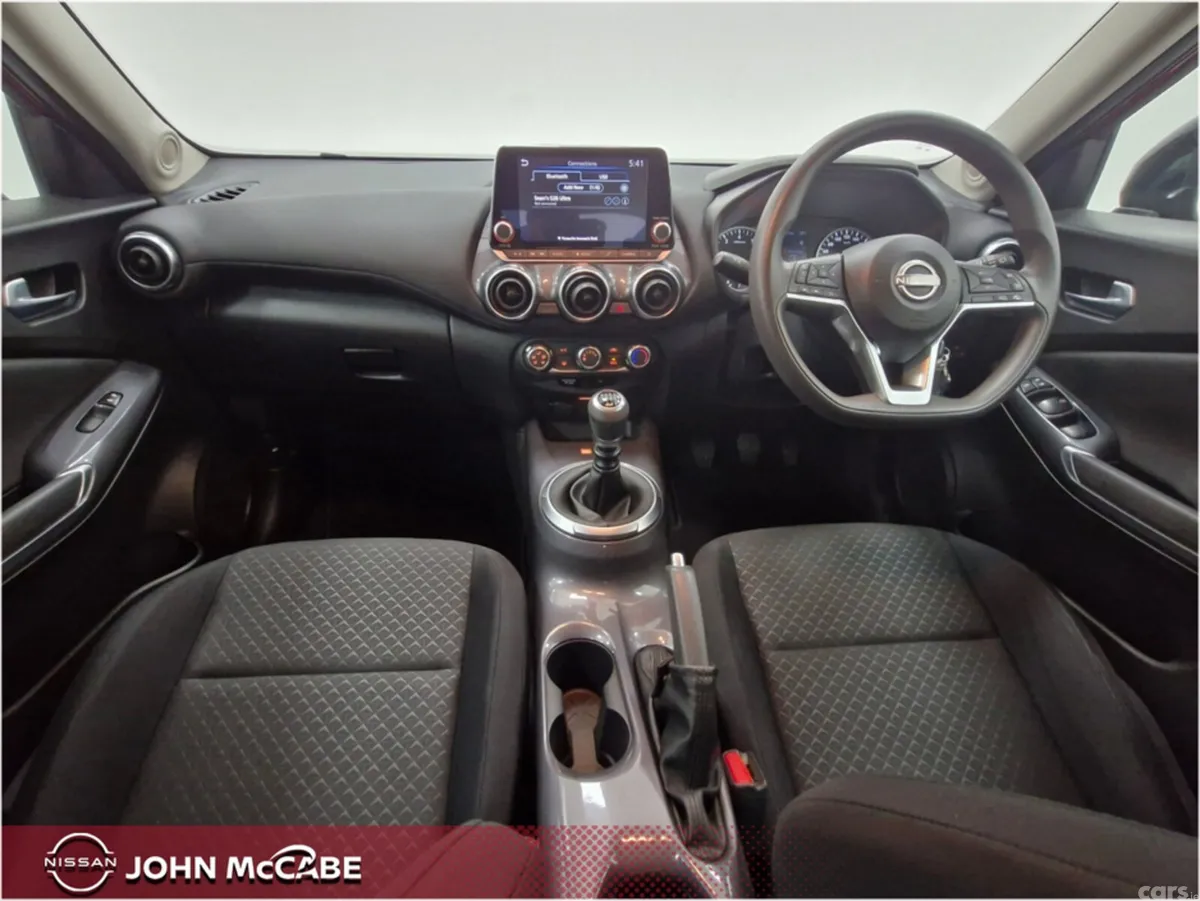 Nissan Juke MPV, Petrol, 2024, Red