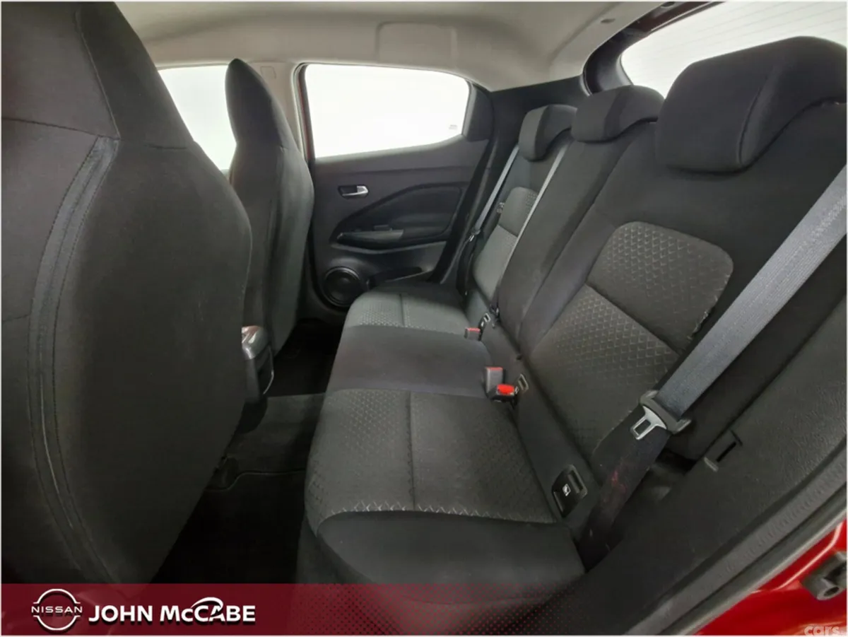 Nissan Juke MPV, Petrol, 2024, Red